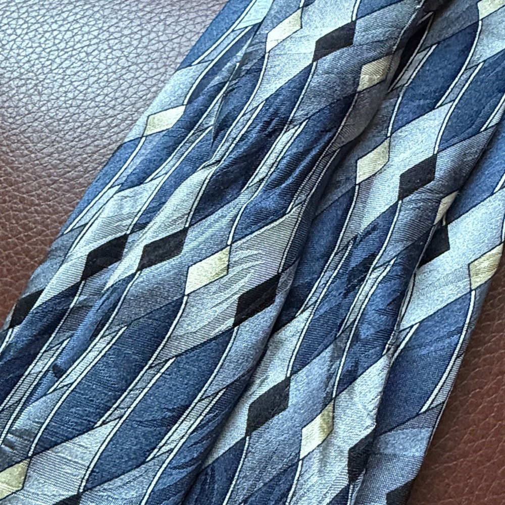 Keith Daniels Vintage Hand Made Silk Tie Geometric Pattern - Picture 3 of 5